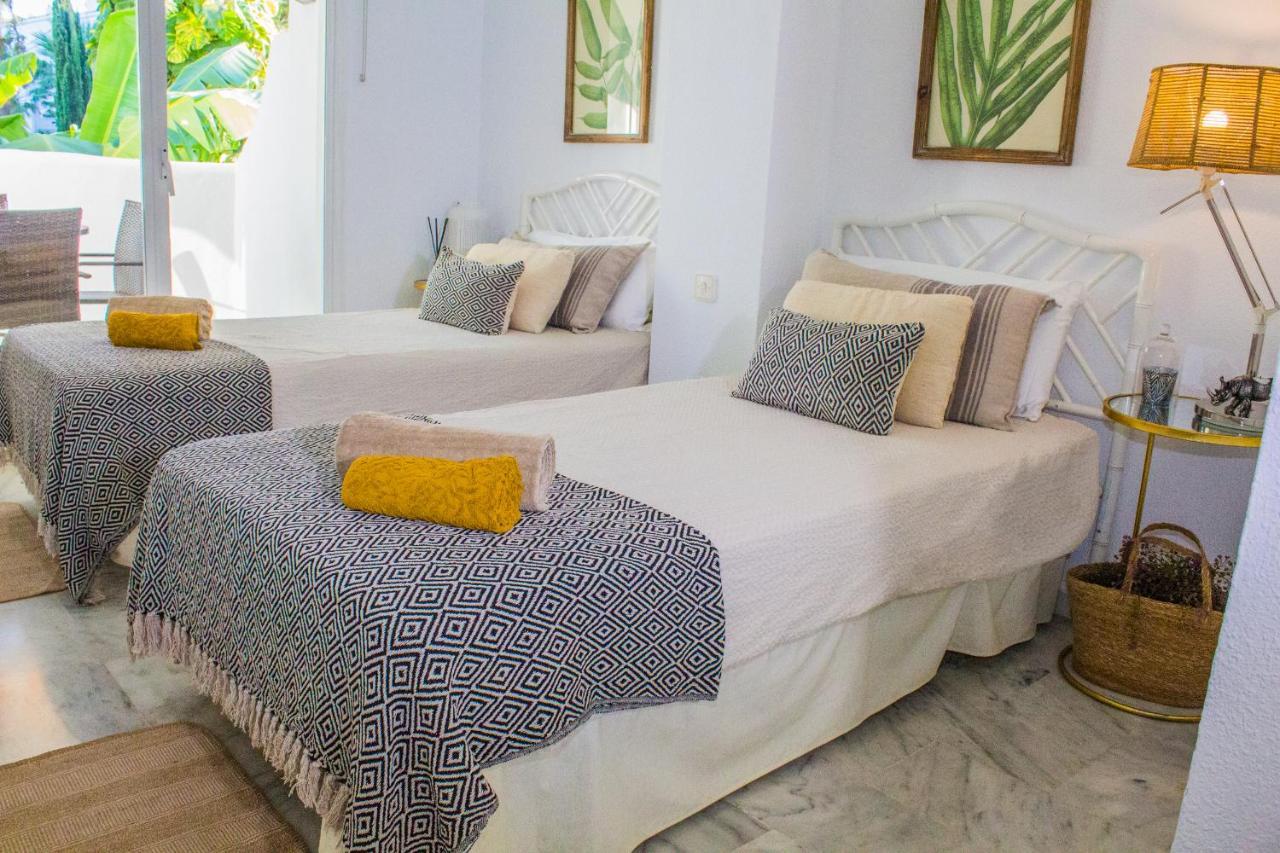 Benalgolf Lovely Apartment In Benalmadena With Sea Views, Excellent Wifi Connection, Private Backyard With Bbq Eksteriør billede