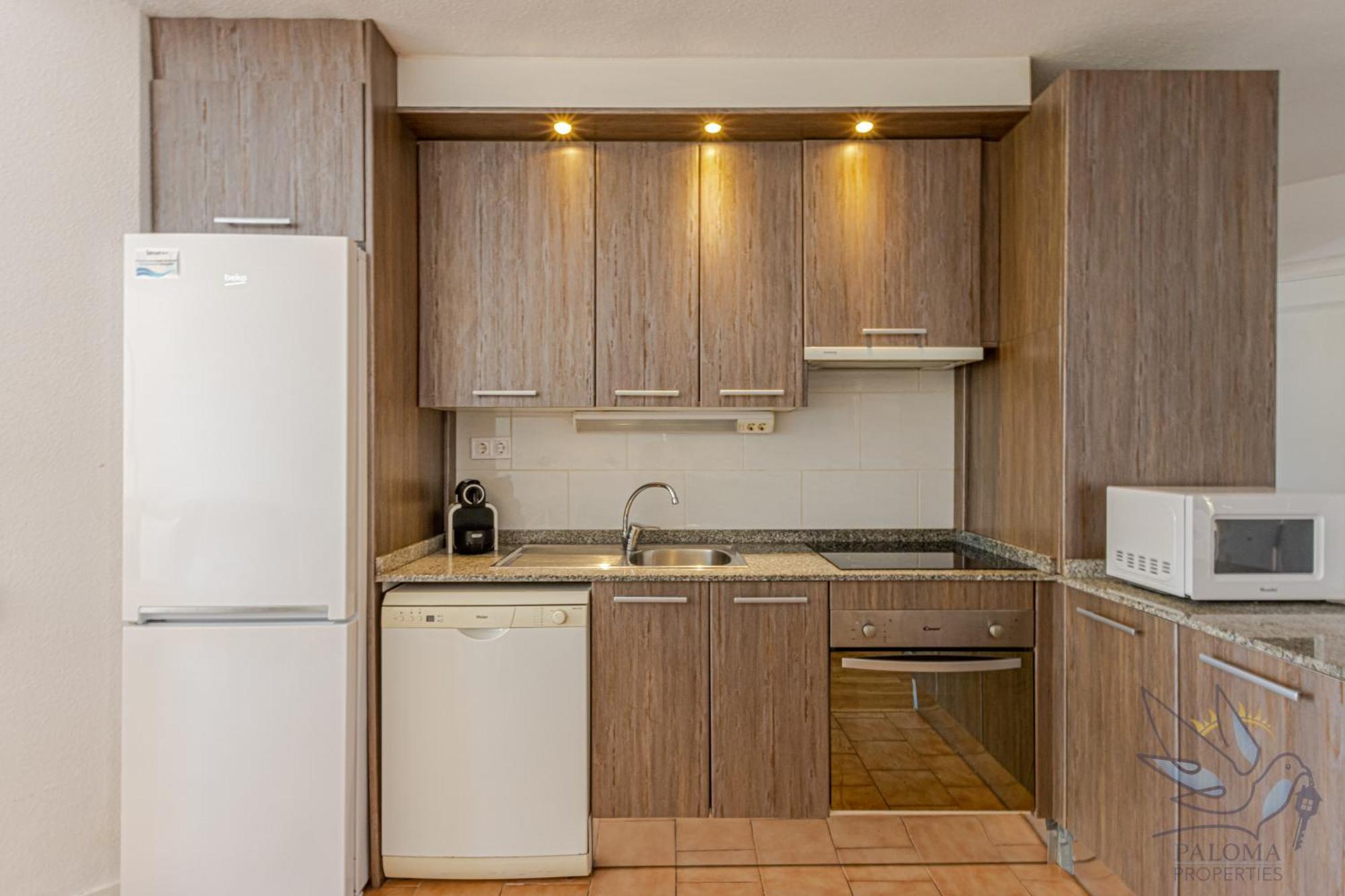 Benalgolf Lovely Apartment In Benalmadena With Sea Views, Excellent Wifi Connection, Private Backyard With Bbq Eksteriør billede