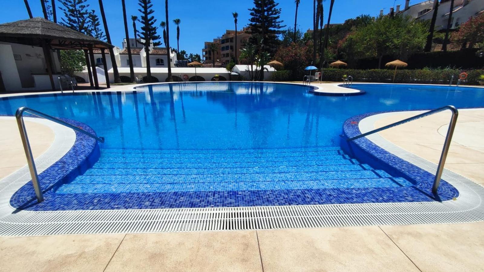 Benalgolf Lovely Apartment In Benalmadena With Sea Views, Excellent Wifi Connection, Private Backyard With Bbq Eksteriør billede
